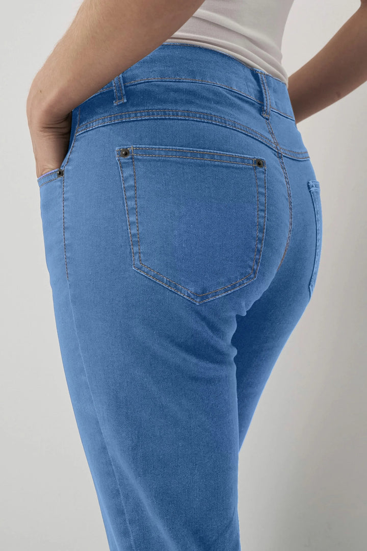 Anna Montana Finja Flared Light Denim Jeans