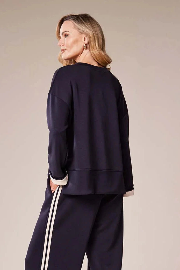 Decollage Navy Basic Crewneck Sweatshirt