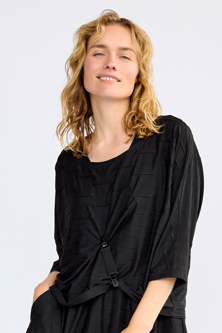 Elsewhere Comfort Black Top