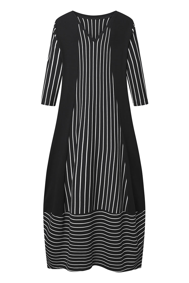 Elsewhere Maxi Stripe Jersey Black Dress