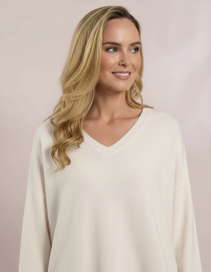 Decollage Cream Oversized Knit