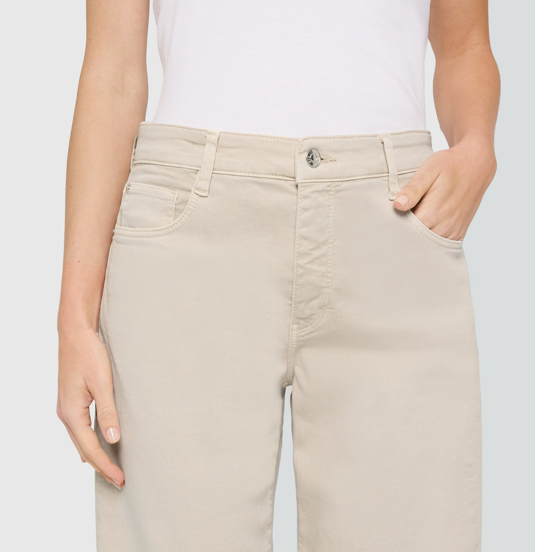 Mac Jeans Danni Ivory Barrel Authentic High Stretch Gabardine Jeans