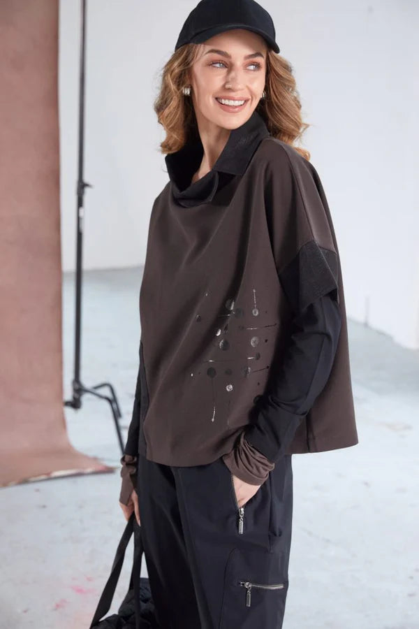 Naya Black Print Top & Contrast Cut Away Collar