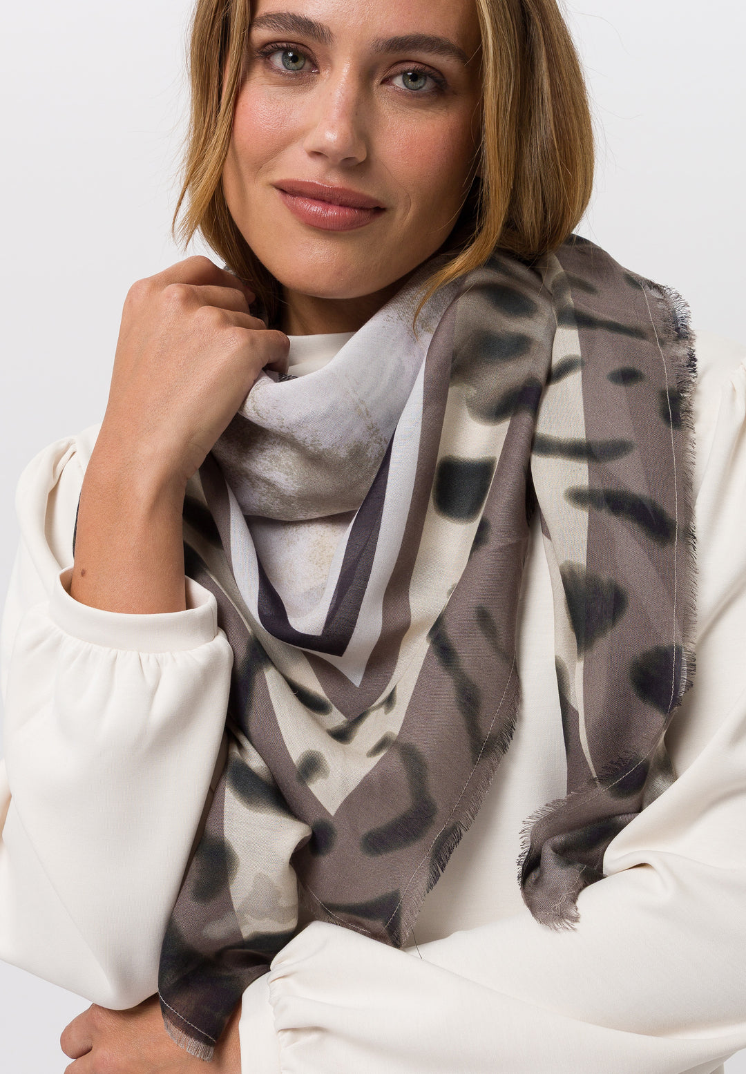 Tuzzi Scarf Runway Wild