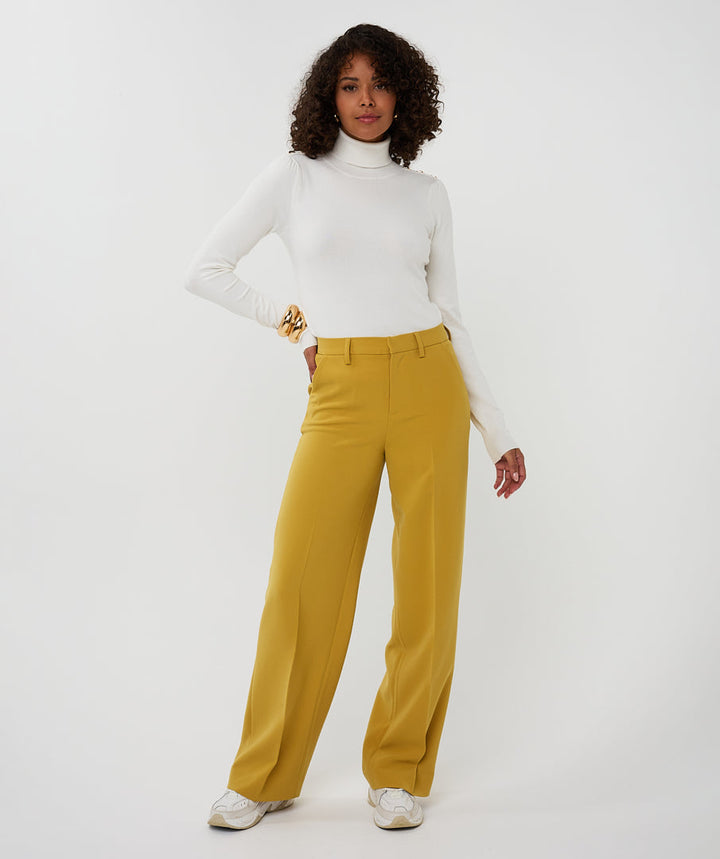 EsQualo Off White Basic Knitted Sweater