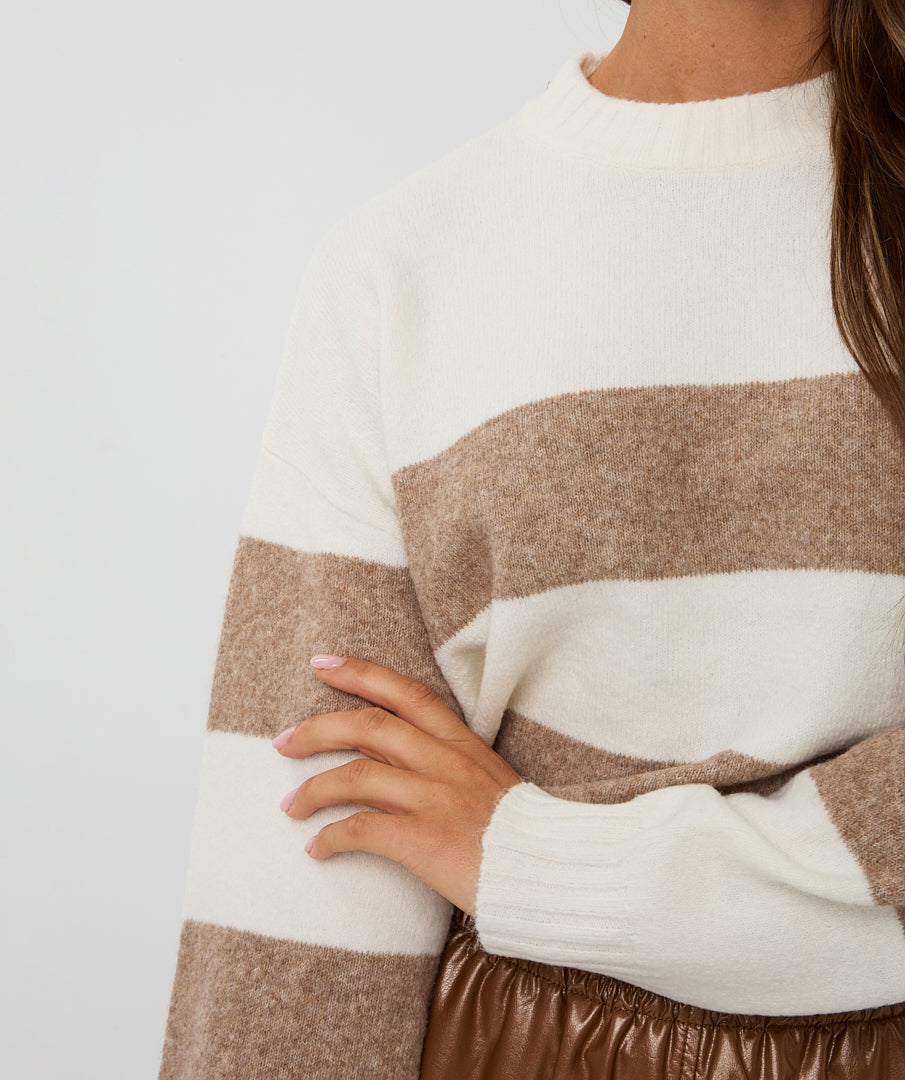 EsQualo Off White & Tan Striped Sweater