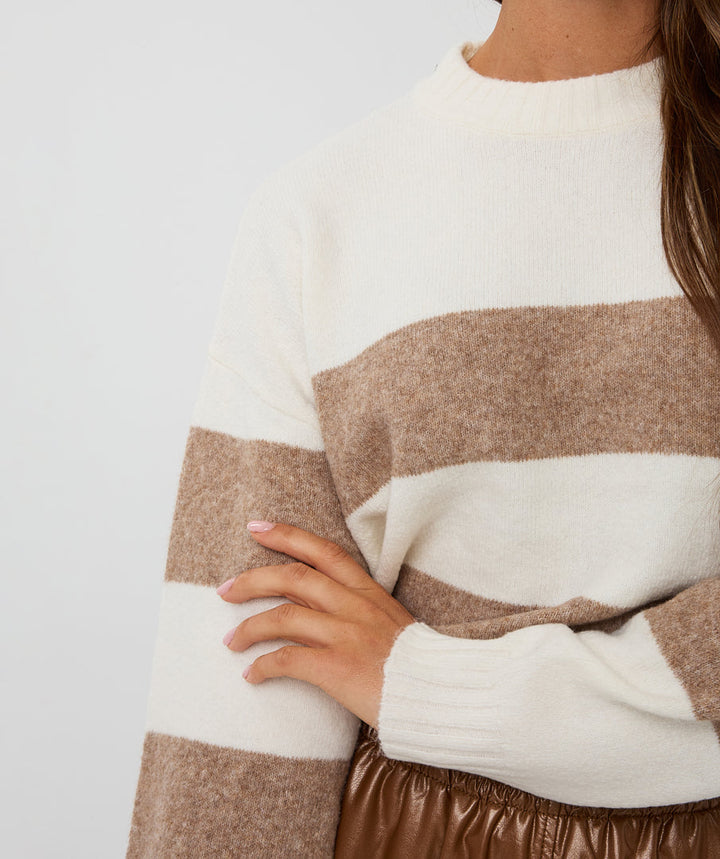 EsQualo Off White & Tan Striped Sweater