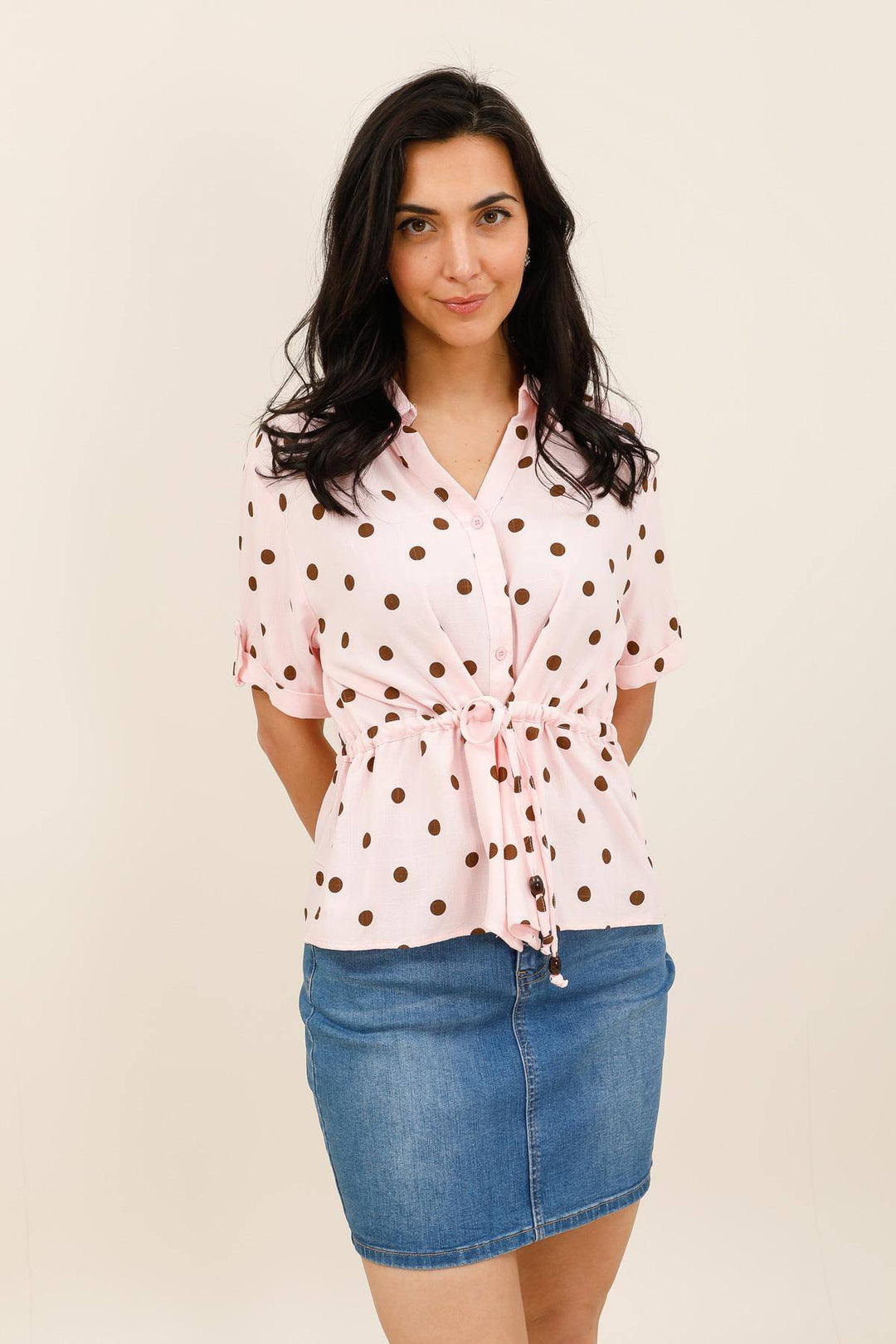 Short-sleeve polka dot print blouse - image 9