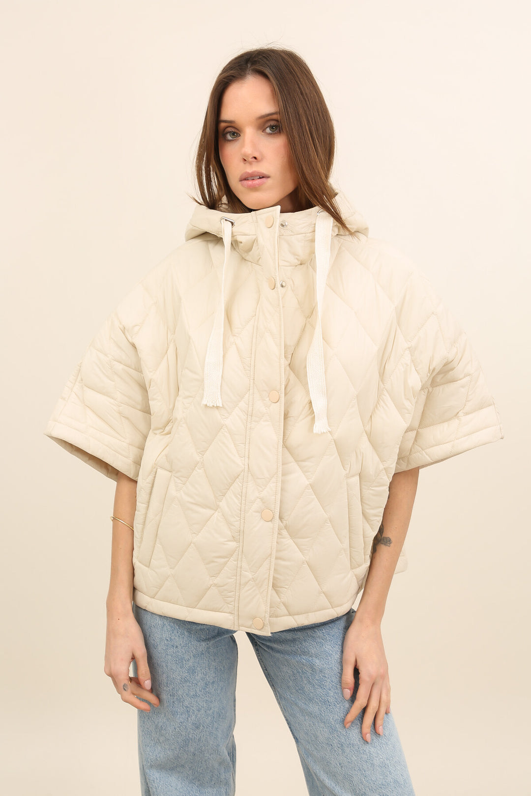 Oversized quilted jacket with hood - image 7